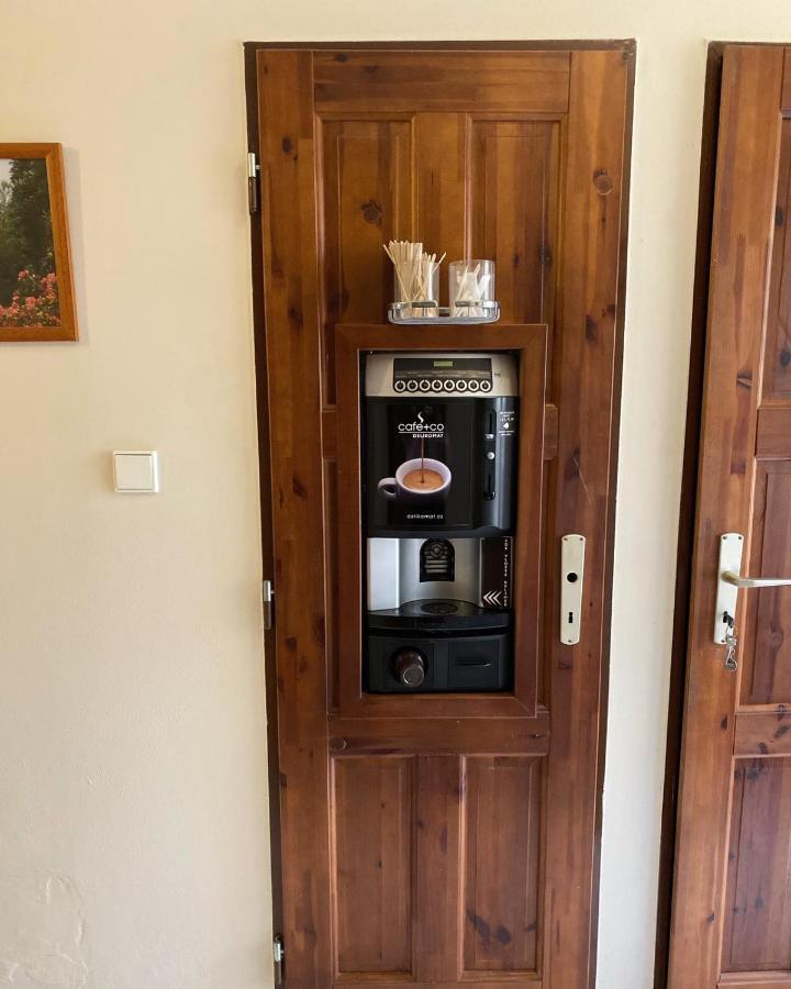 Penzion Pod Zamkem Pruhonice Exterior photo